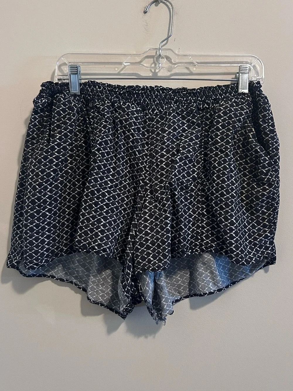 Bundle of 2 Old Navy Elastic-Waist Women’s Shorts